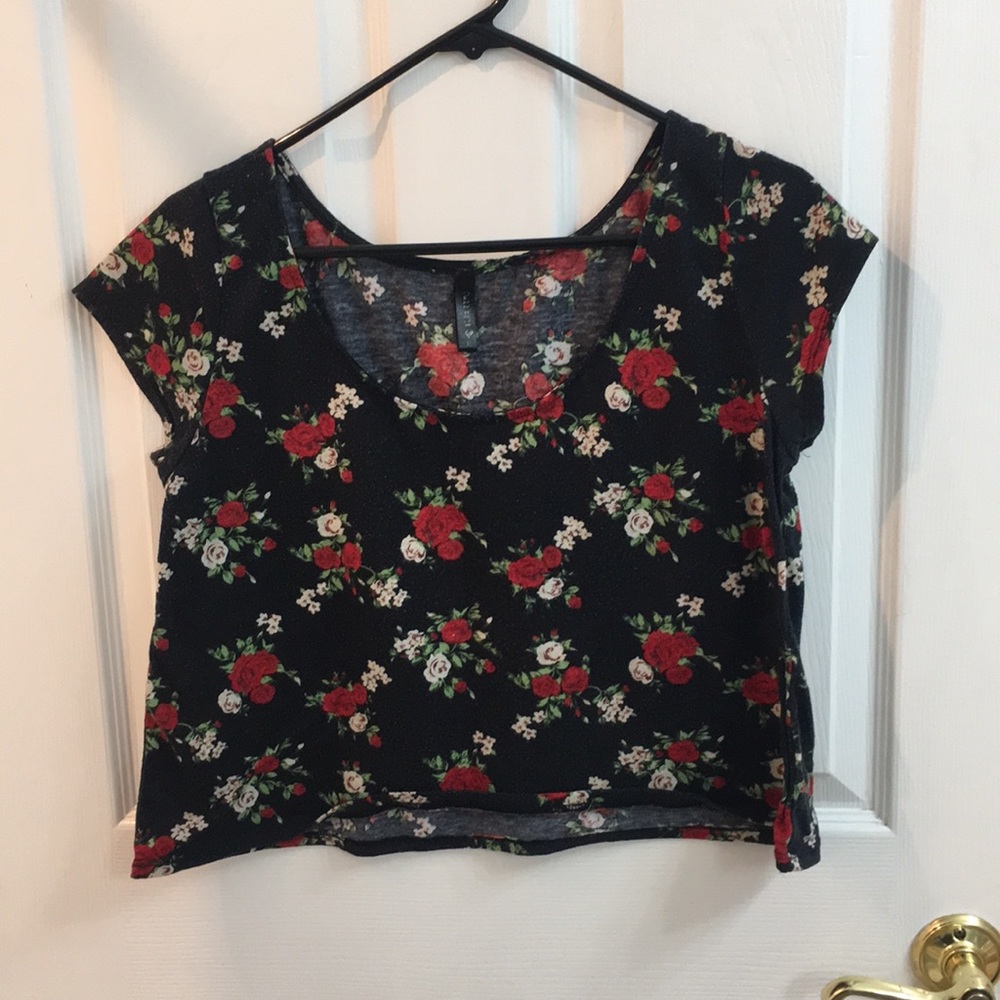 Floral Flowy Crop Top - Picture 2 of 2